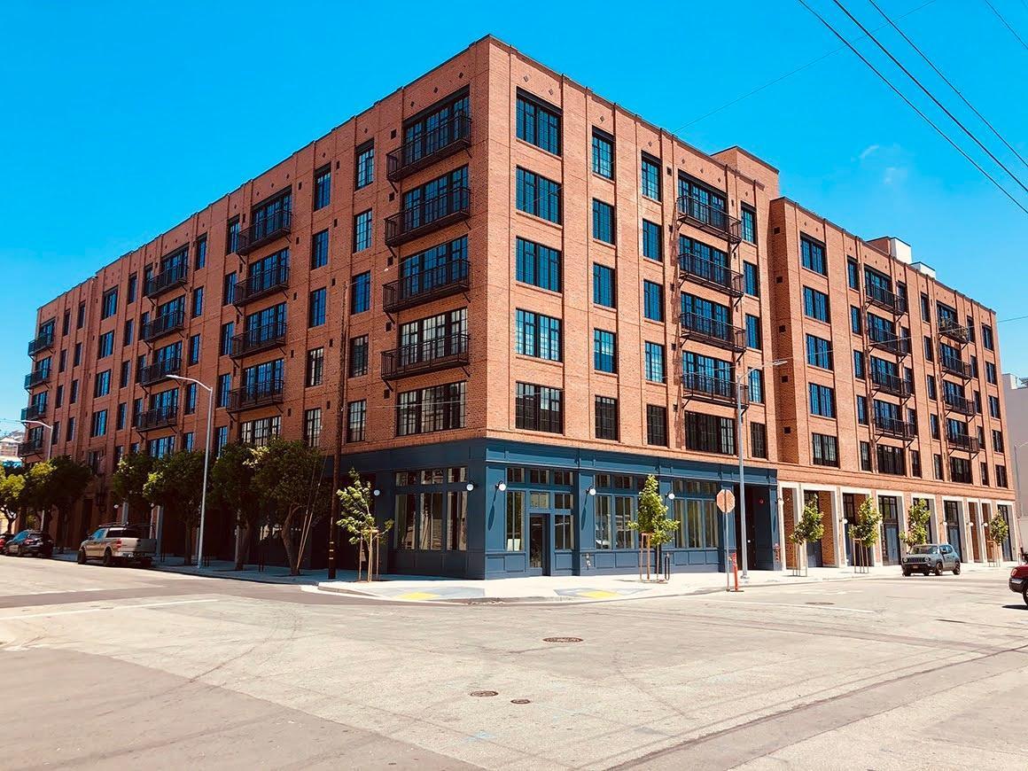 Commercial rental property building